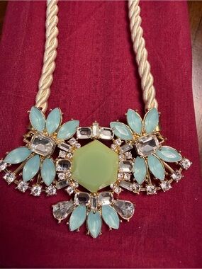 Park Lane Aqua Fleur Statement Necklace NWT Aqua Crystal Gold 12320